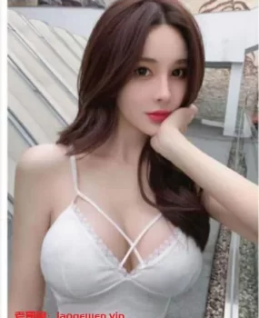 广州水体别多的气质美女