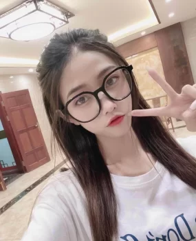 初来乍到的天津小妹，听话，很配合