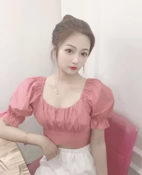 邻家女孩般的兼职妹妹