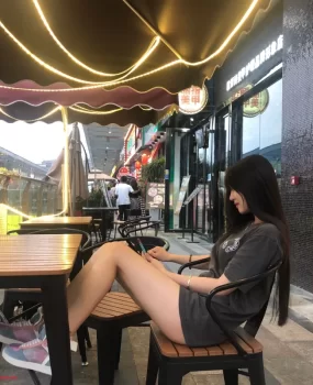 郑州年龄小乖巧听话小妹