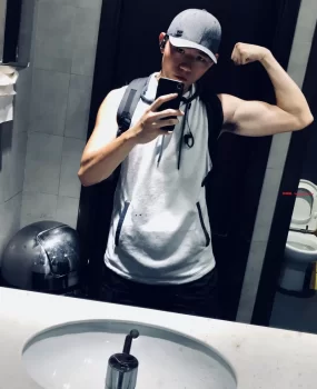 兼职小哥哥（满满的征服感）