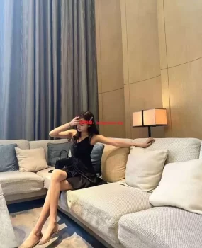 闽侯兼职小姐姐,活好水多,黑丝制服情趣,超爽