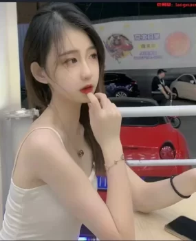 天津市细腰身材超好小姐姐皮肤白皙水嫩粉奶