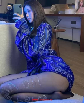 蜜桃臀部 极度舒适推车 黑丝诱惑