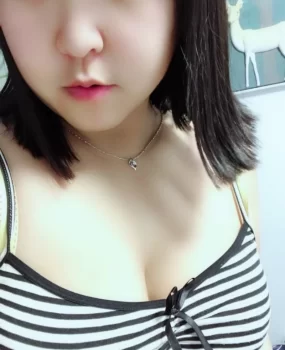 市区大奶妹，肉体柔软