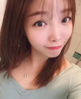 昌岗桃子