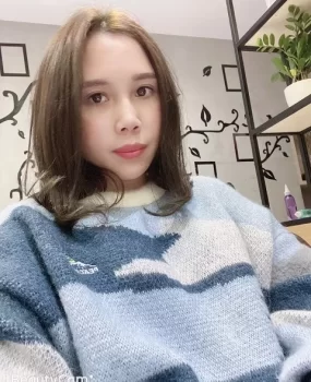 晓港高颜值少妇乐乐,果然不错,性价比极高,才300元